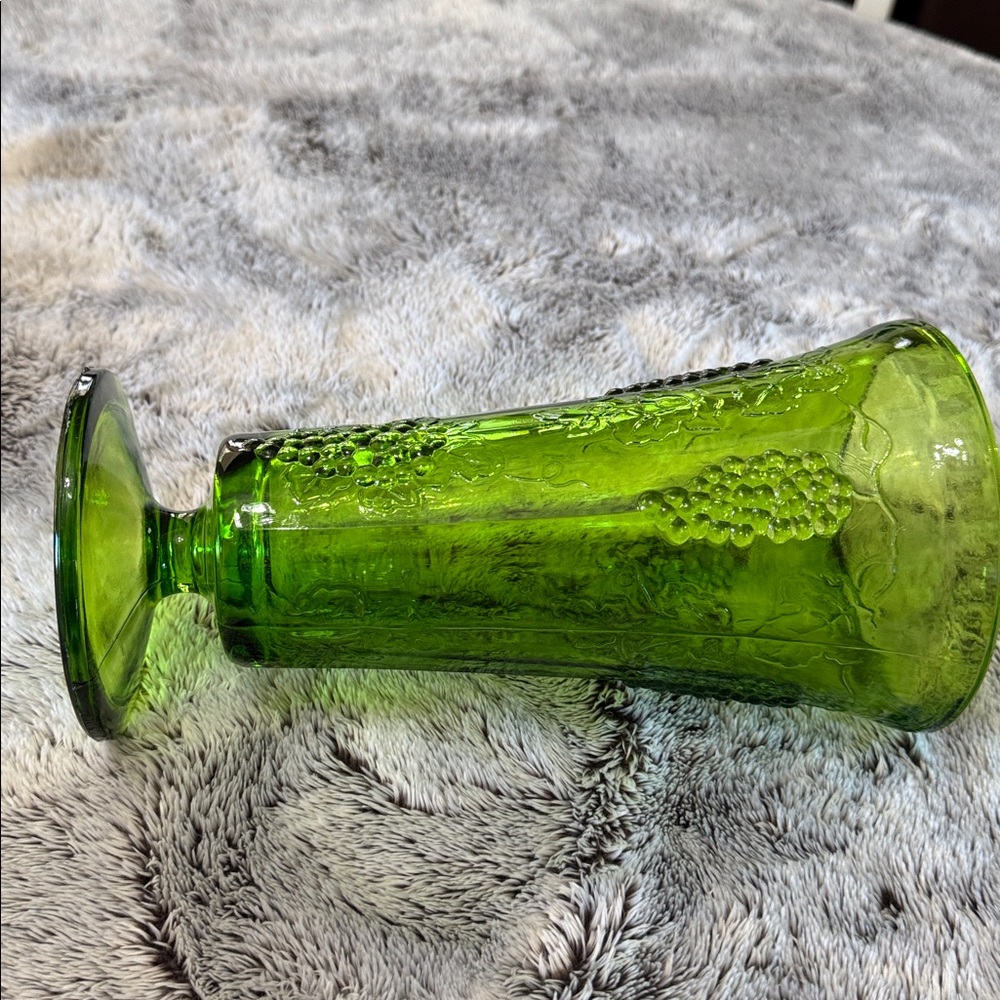 Vintage Indiana Glass Green Glass Footed Vase Colony Harvest Pattern Tall - Picture 7 of 12